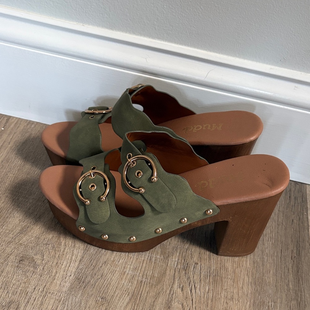 Women's Green Platform Sandals